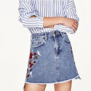Zara Basic denim embroidered high low hem skirt size M